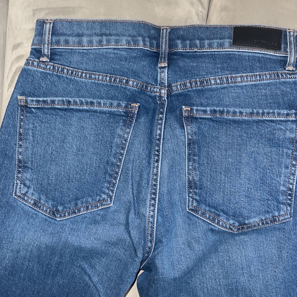 Cropped Flare High Rise Jeans - Picture 8 of 11